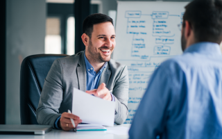 Technischer-Support-Mitarbeiter